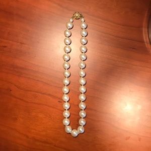 18” 10mm Imitation Perl Necklace.